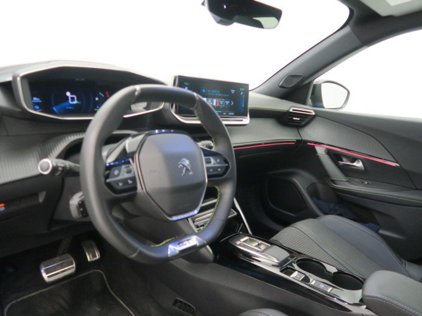 Peugeot e-2008 Eléctrico GT 100 kW (136 CV)