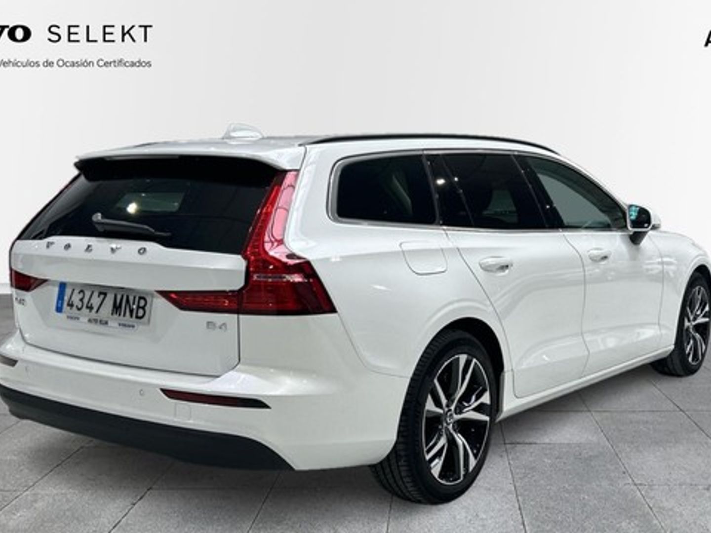 Volvo V60 B4 D Core