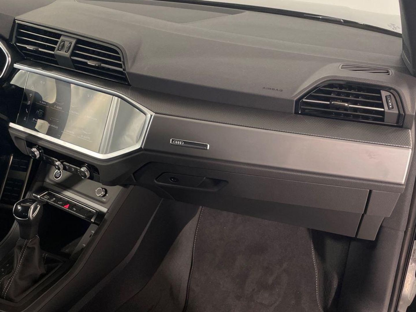 Audi Q3 TFSIe S line 45 TFSI e 180 kW (245 CV) S tronic