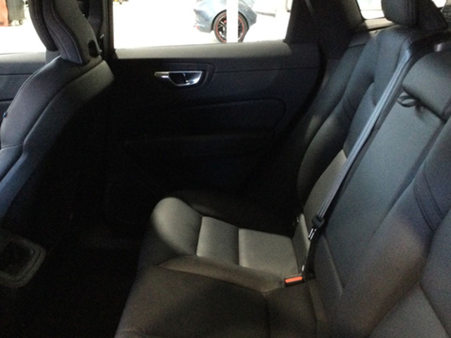 Volvo XC60 B4 D Essential Auto 145 kW (197 CV)