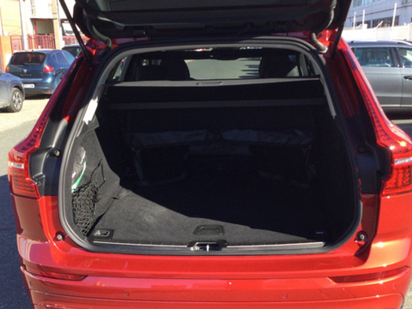 Volvo XC60 B4 D Essential Auto 145 kW (197 CV)