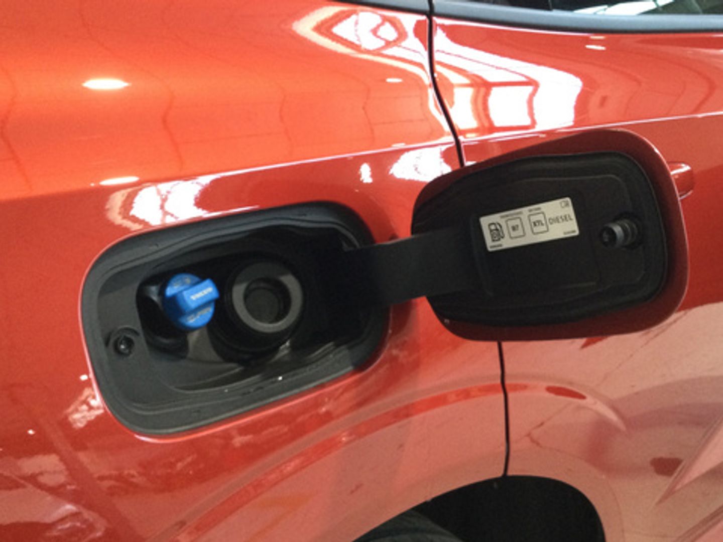 Volvo XC60 B4 D Essential Auto 145 kW (197 CV)