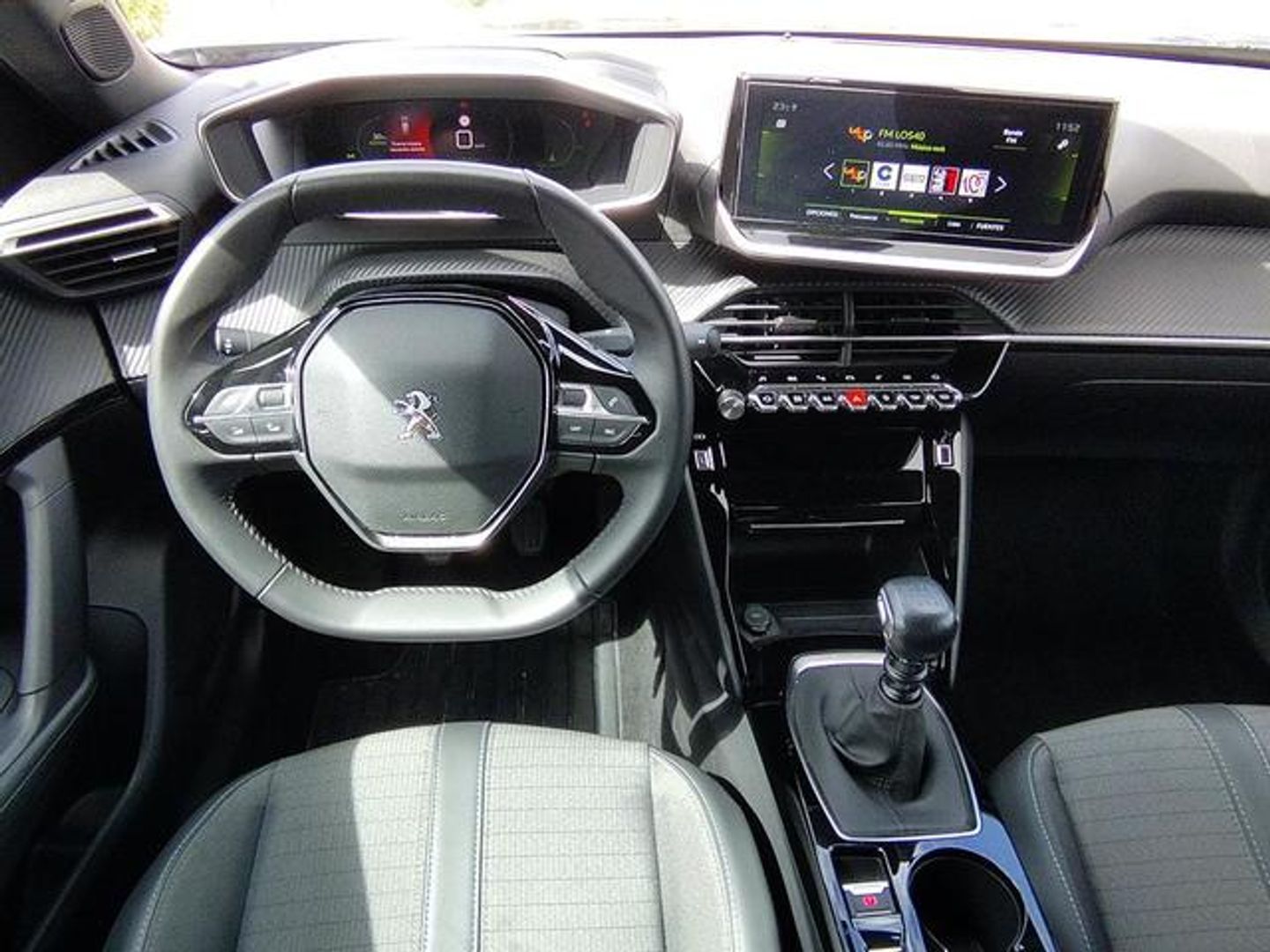 Peugeot 2008 PureTech 130 S&S Allure Pack 96 kW (130 CV)