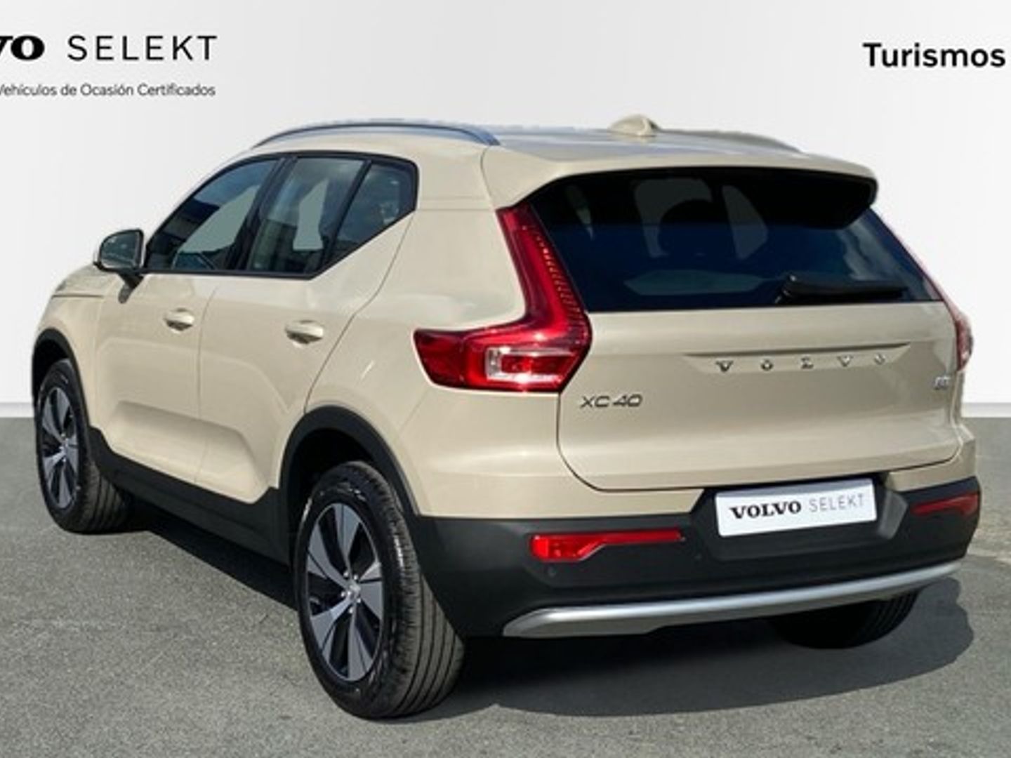 Volvo XC40 B3 G Core Auto 120 kW (163 CV)