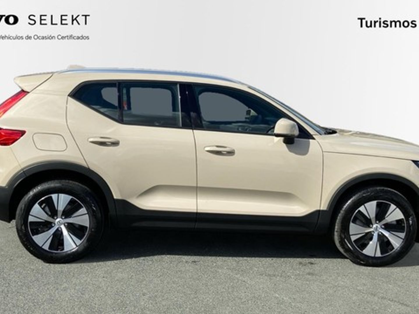 Volvo XC40 B3 G Core Auto 120 kW (163 CV)