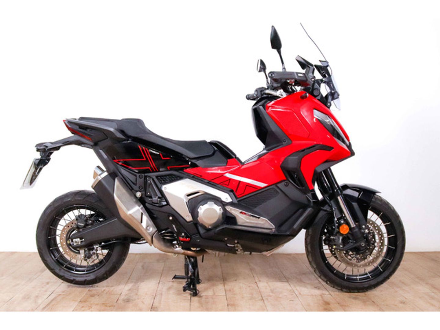 Honda X-ADV 750 Rojo Motorcycle