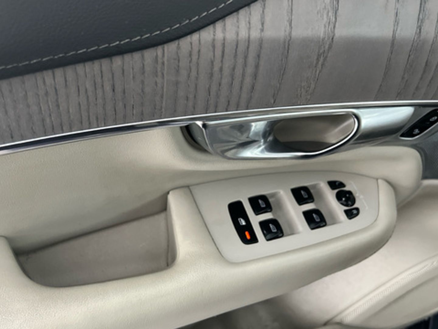 Volvo XC90 T8 Recharge Inscription AWD Auto 287 kW (390 CV)