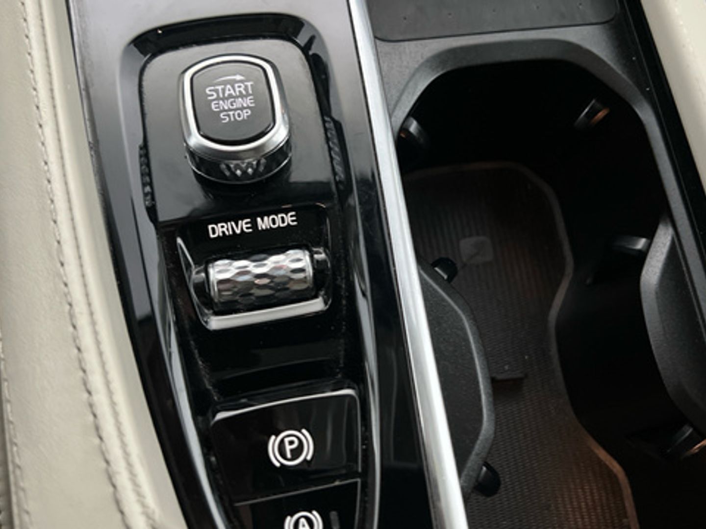 Volvo XC90 T8 Recharge Inscription AWD Auto 287 kW (390 CV)