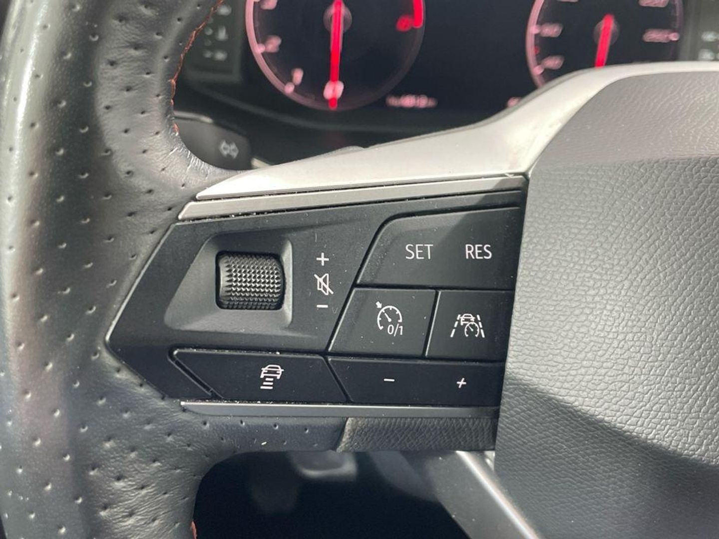 SEAT Arona 1.0 TSI S&S FR Plus 81 kW (110 CV)