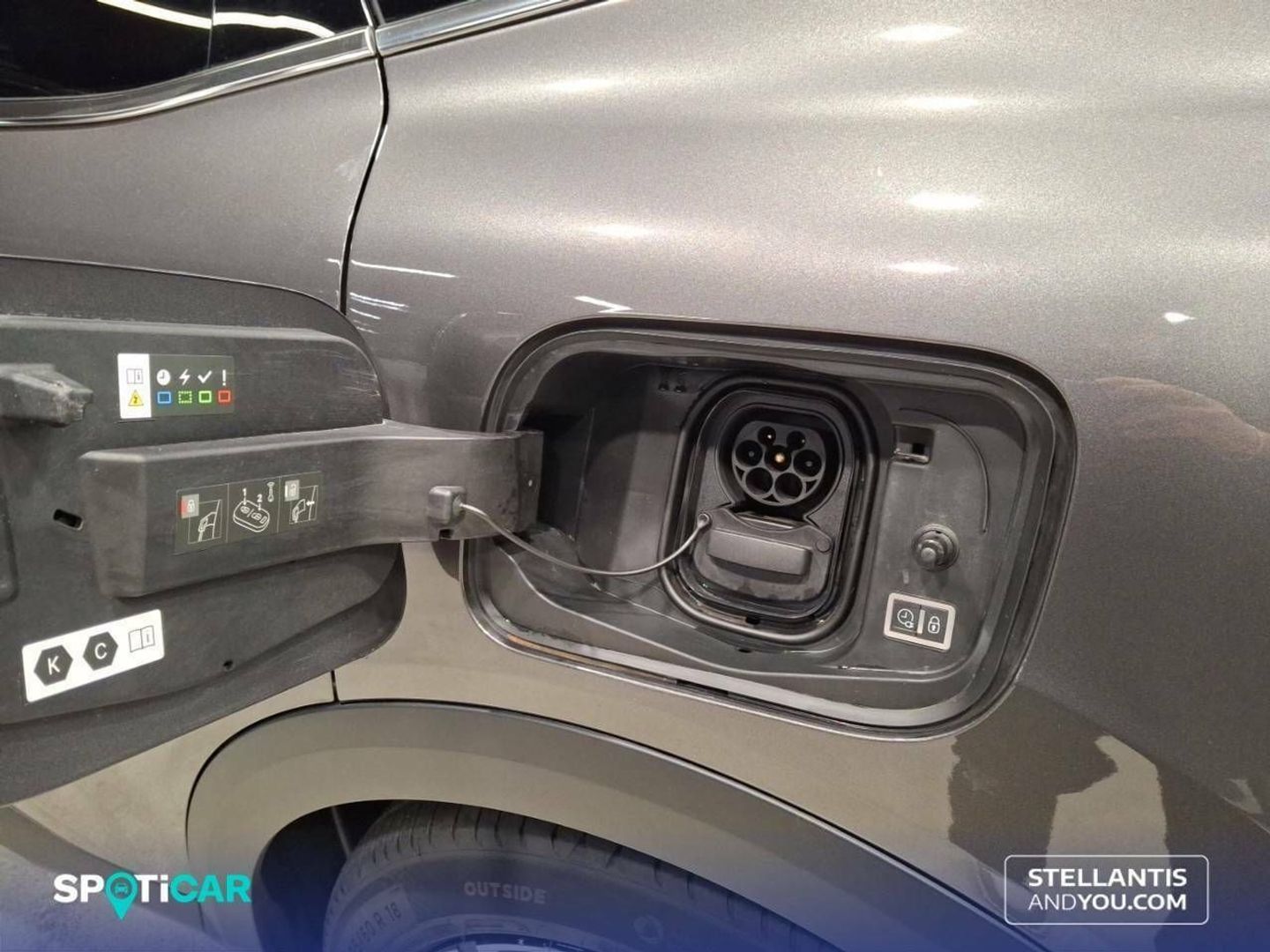 Citroen ë-C4 X 50KWh eléctrico Feel 100 kW (136 CV)