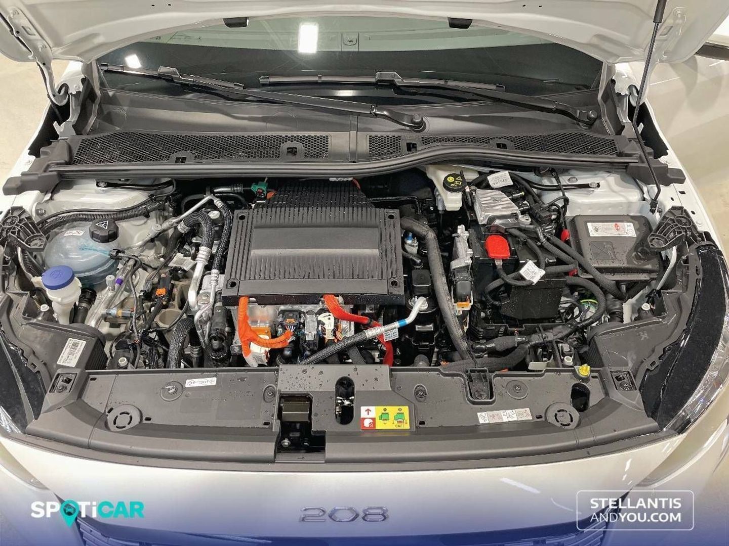 Peugeot e-208 Eléctrico Active Pack 100 kW (136 CV)