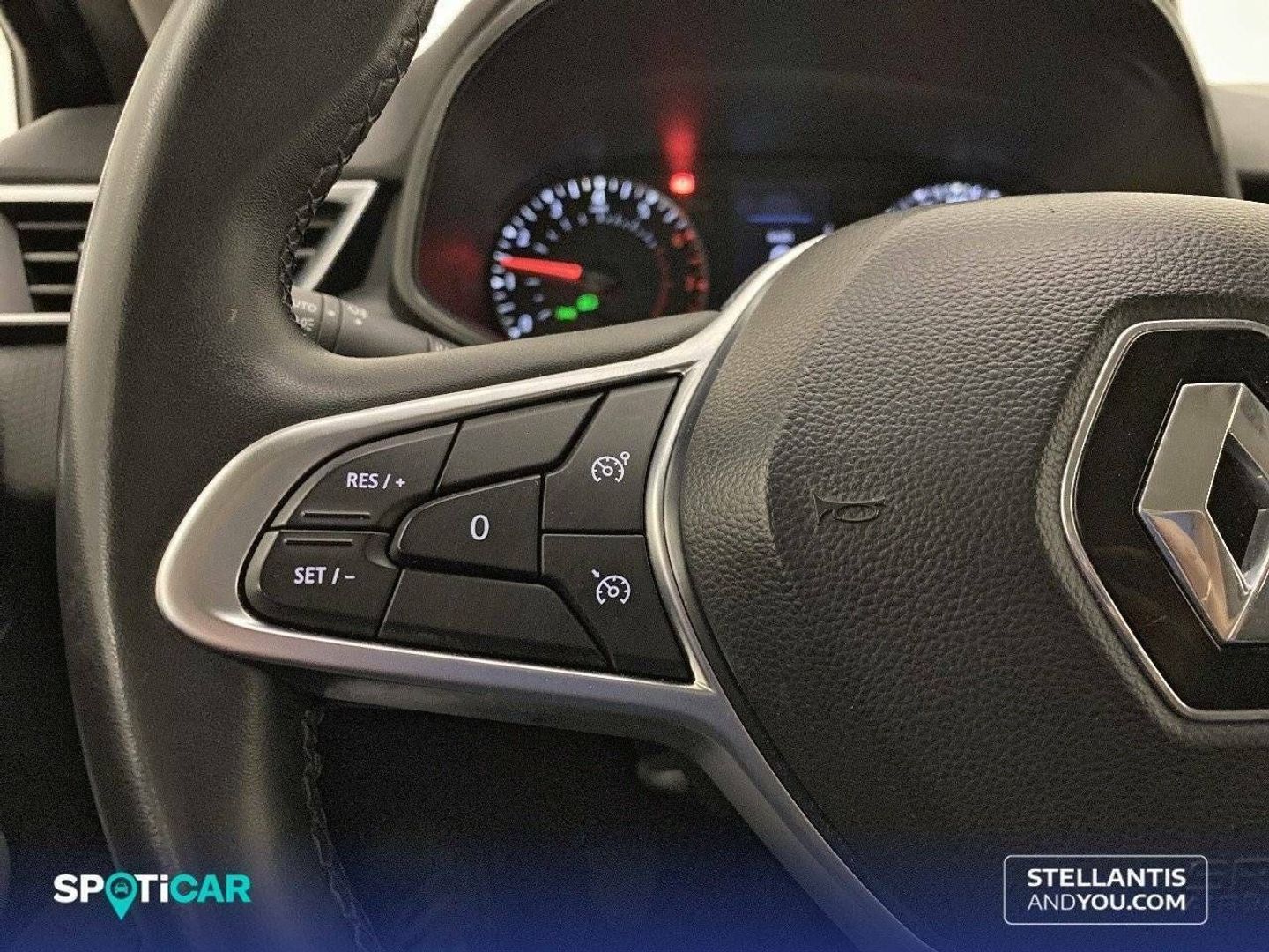 Renault Clio Intens TCe 66 kW (90 CV)