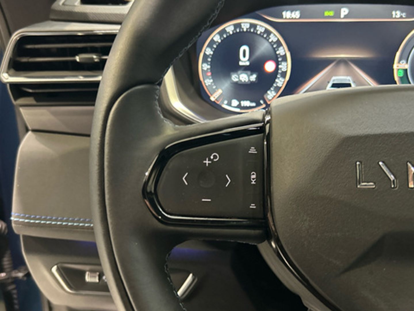 Lynk & Co 01 1.5 PHEV 6.6kW 192 kW (261 CV)