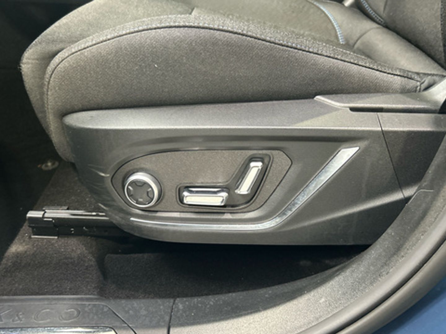 Lynk & Co 01 1.5 PHEV 6.6kW 192 kW (261 CV)