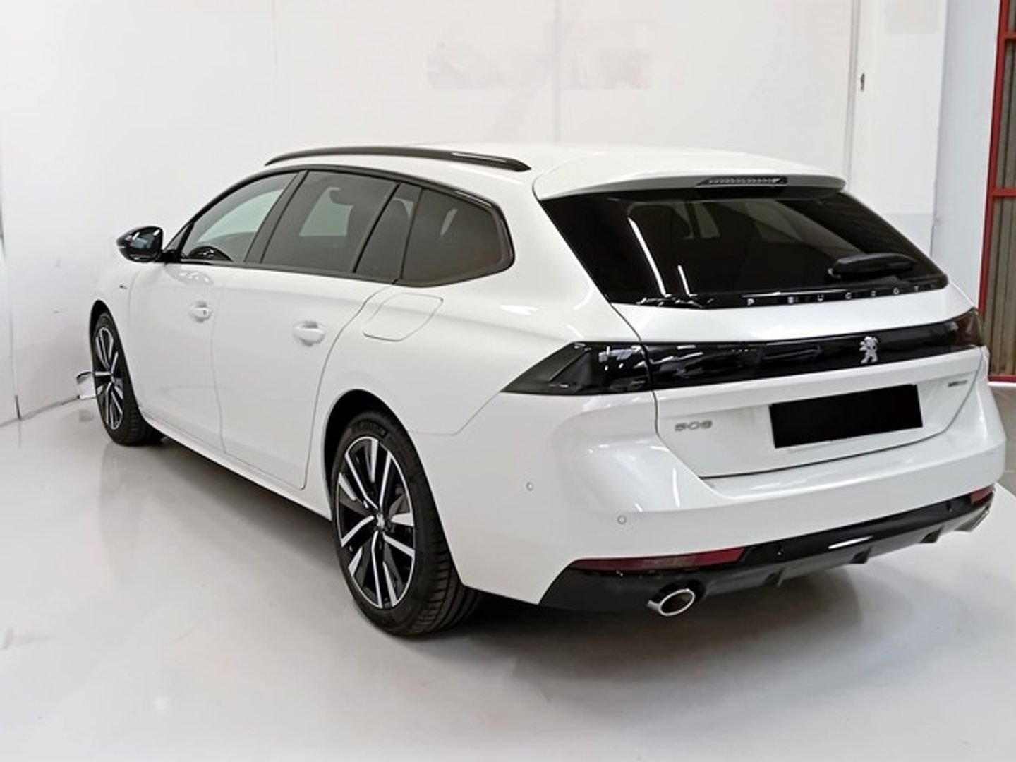 Peugeot 508 SW Hybrid 225 GT