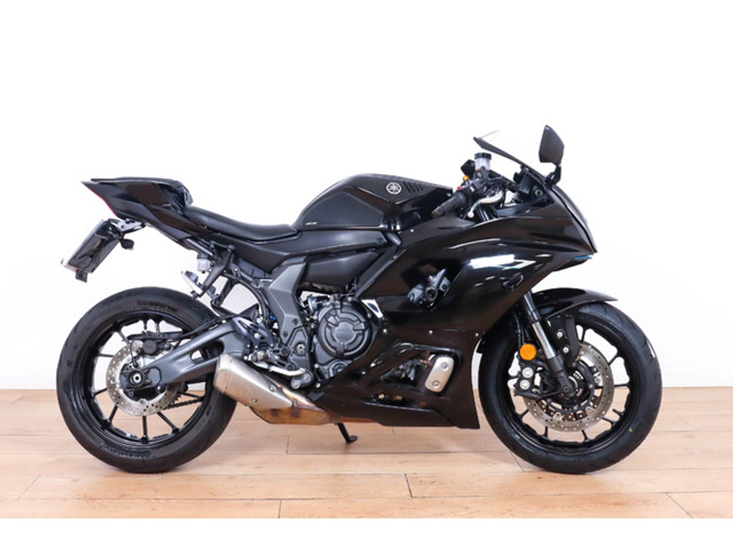 Yamaha R7 Negro Motorcycle