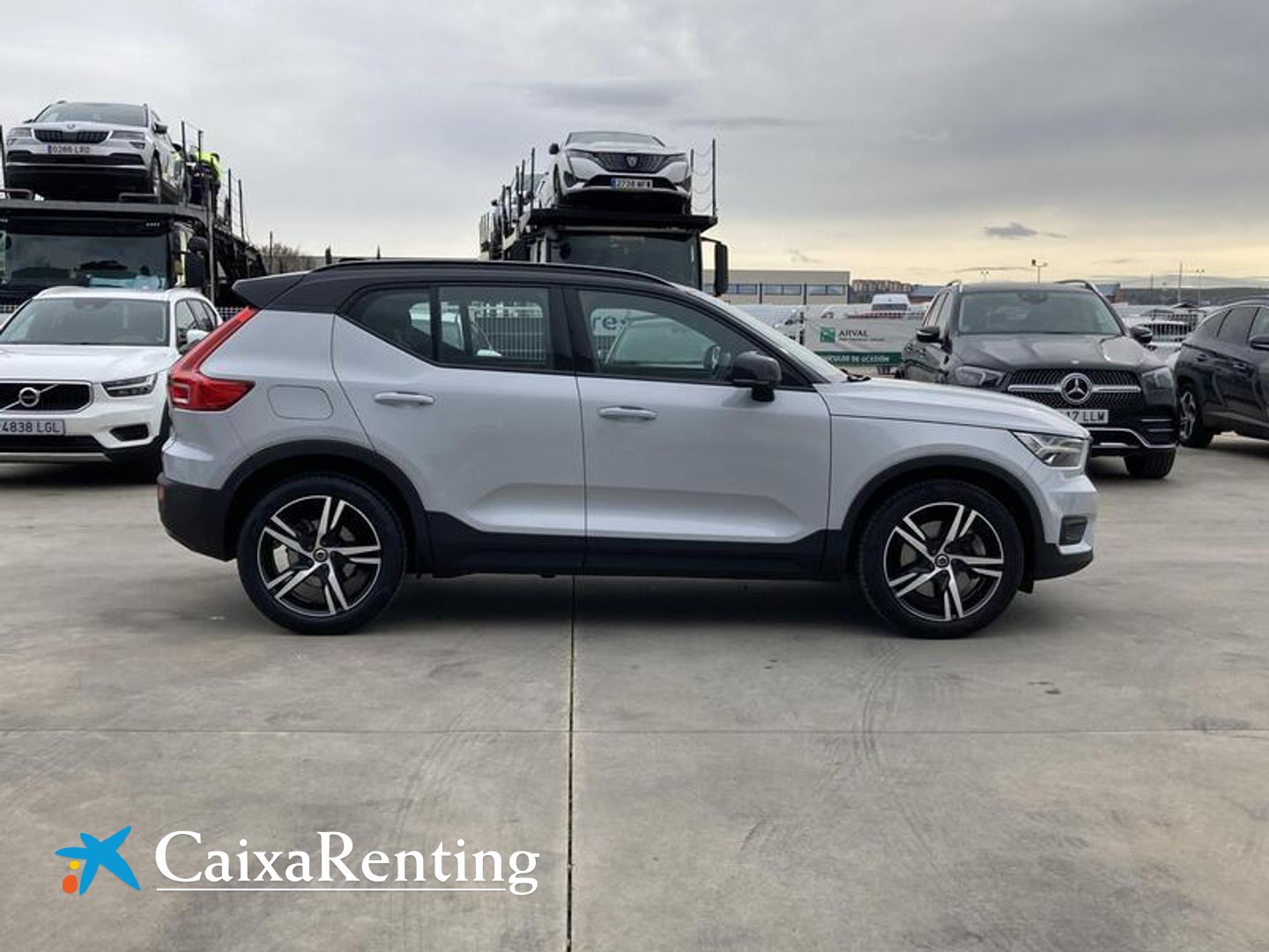 Volvo XC40 T4 Twin Recharge R-Design Auto 155 kW (211 CV)