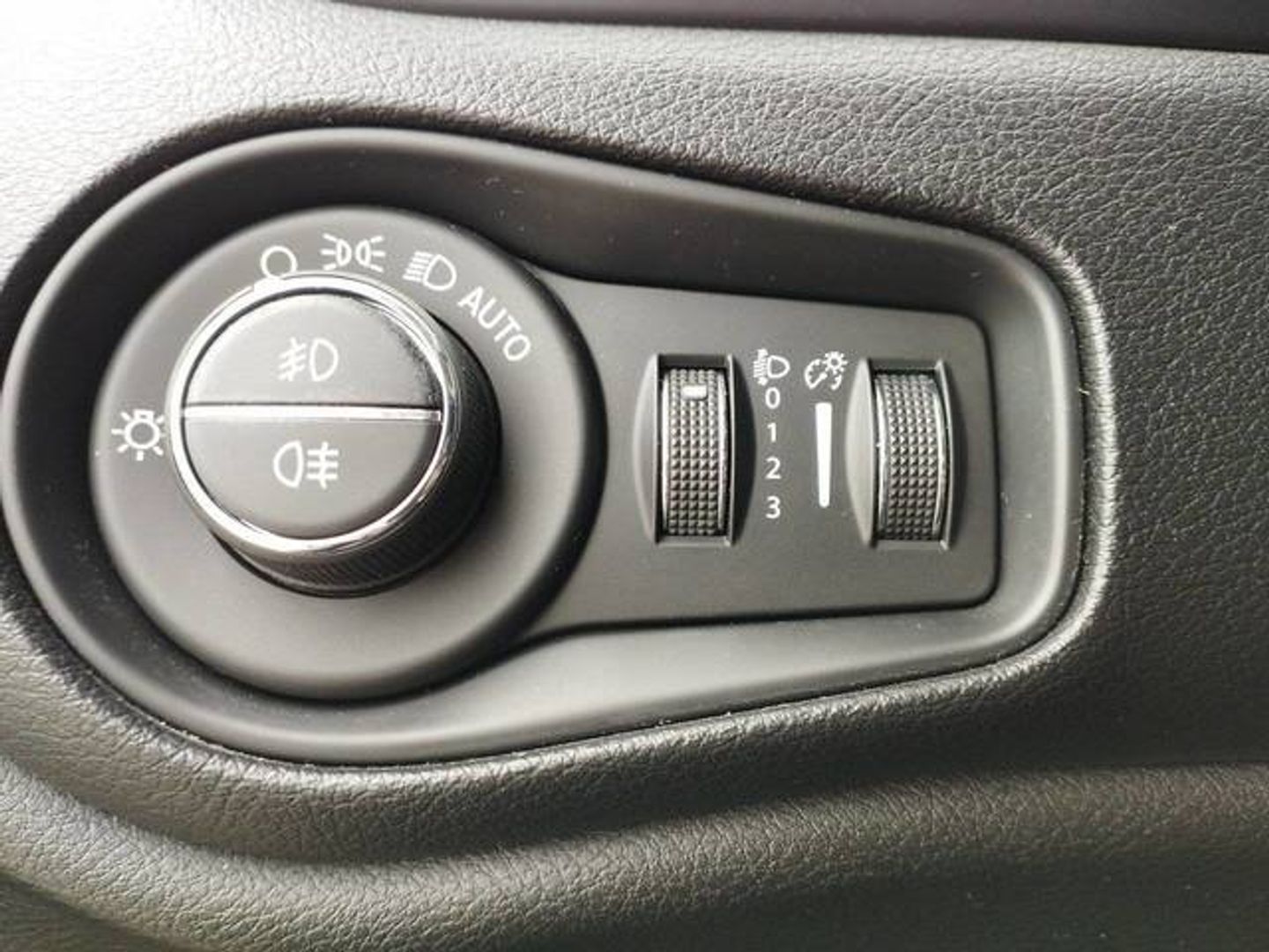 Jeep Renegade 1.3G Limited 4x2 DDCT 110 kW (150 CV)