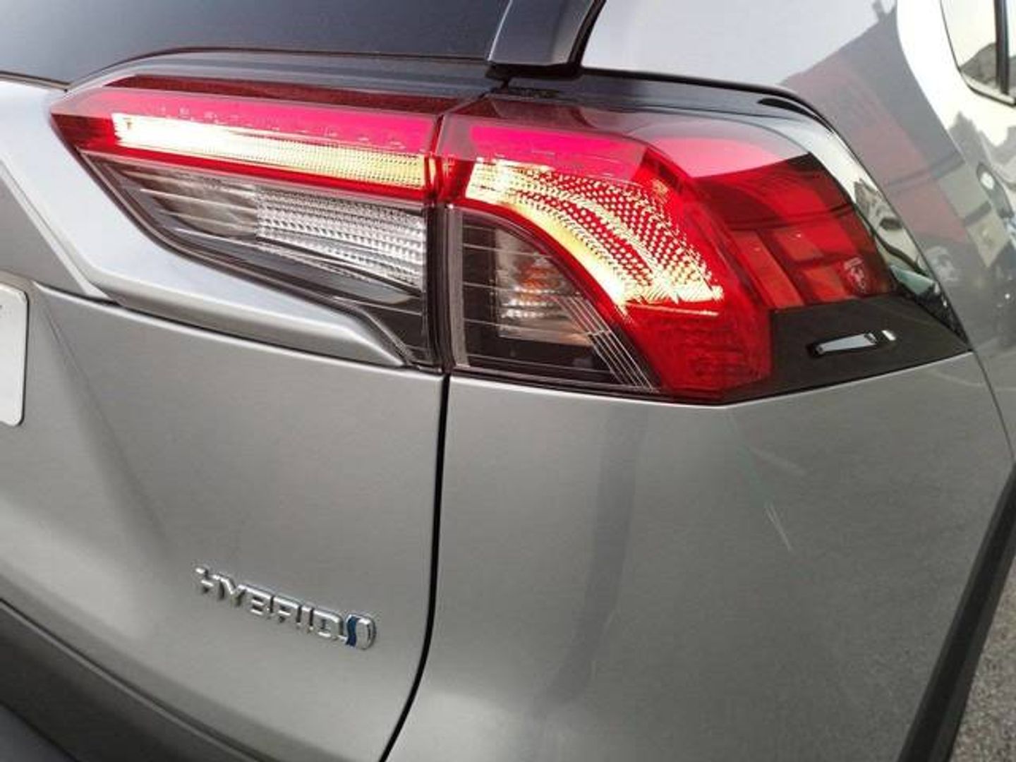 Toyota Rav4 2.5l hybrid Advance