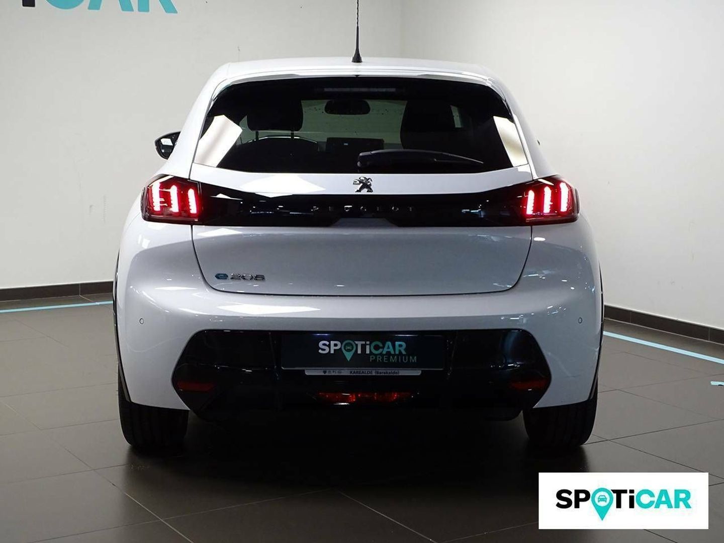 Peugeot e-208 Eléctrico Allure 100 kW (136 CV)