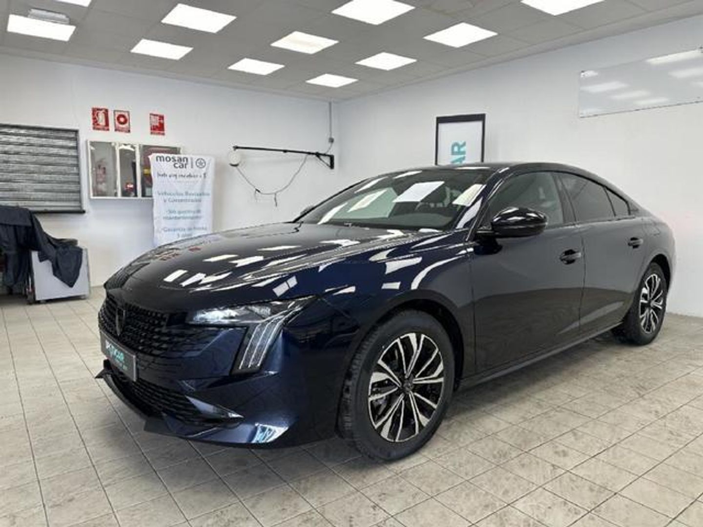 Peugeot 508 Hybrid 225 Allure