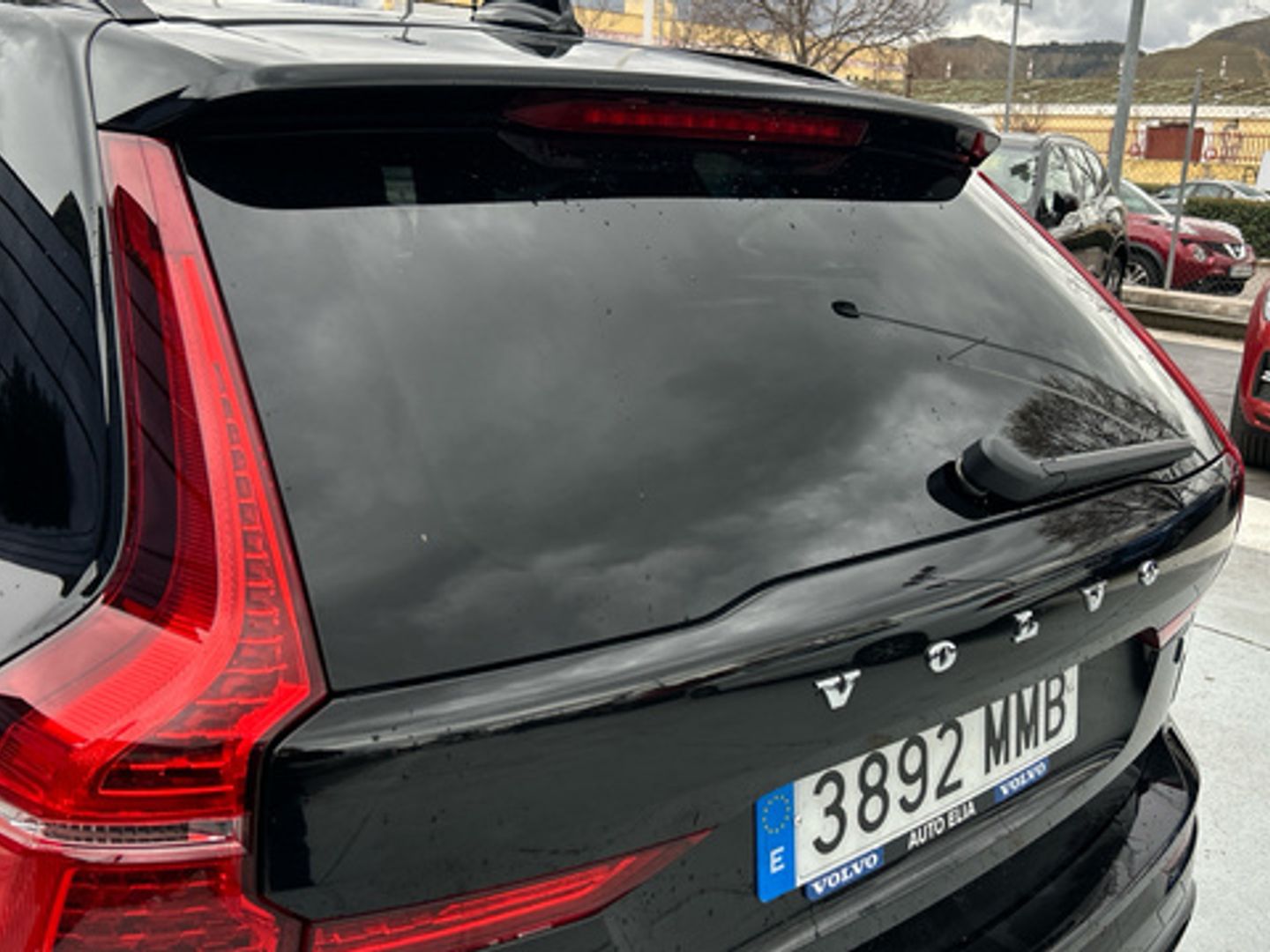 Volvo XC60 T6 Recharge Plus Dark