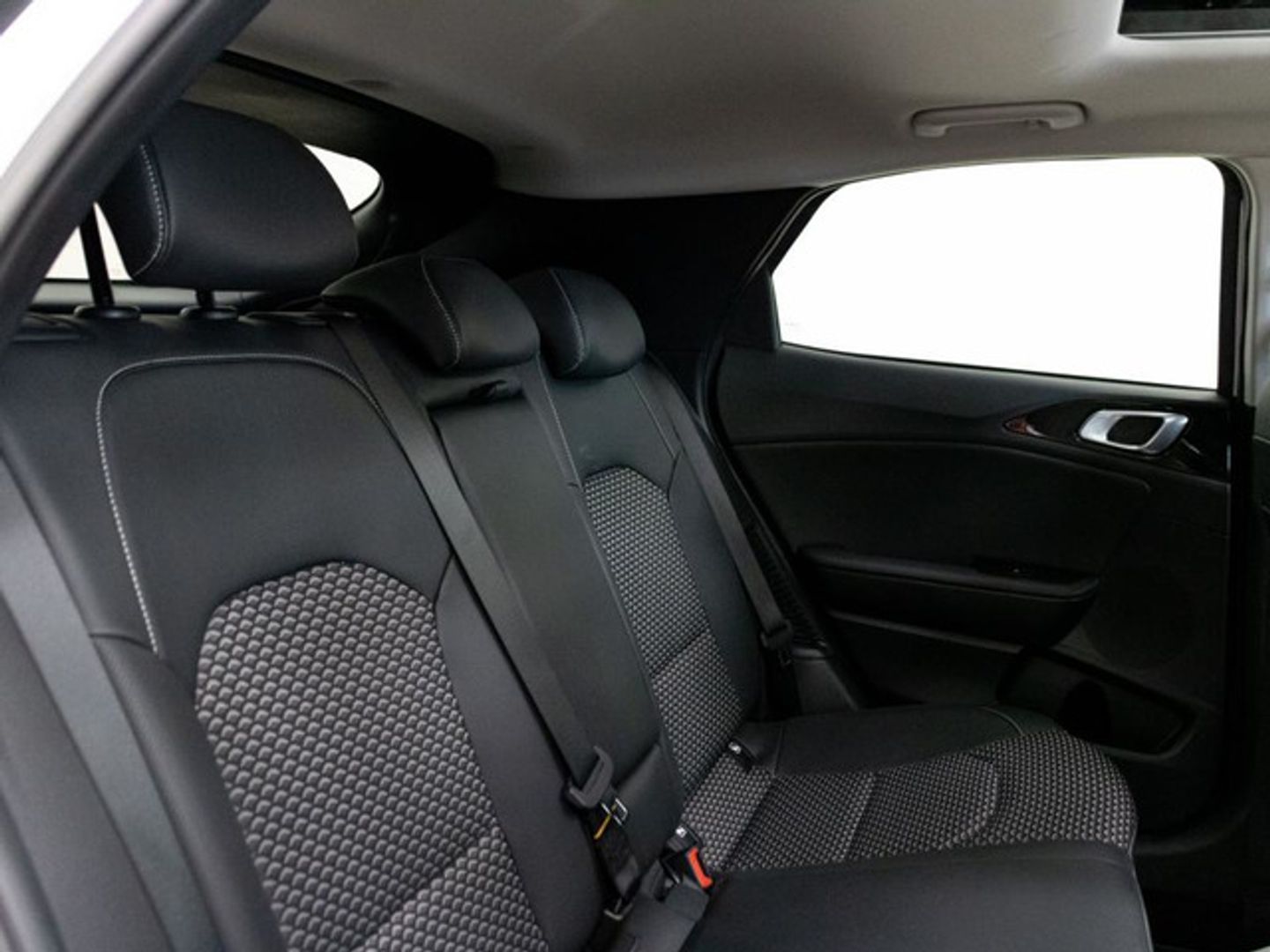 Kia XCeed 1.6 GDi PHEV eMotion 104 kW (141 CV)