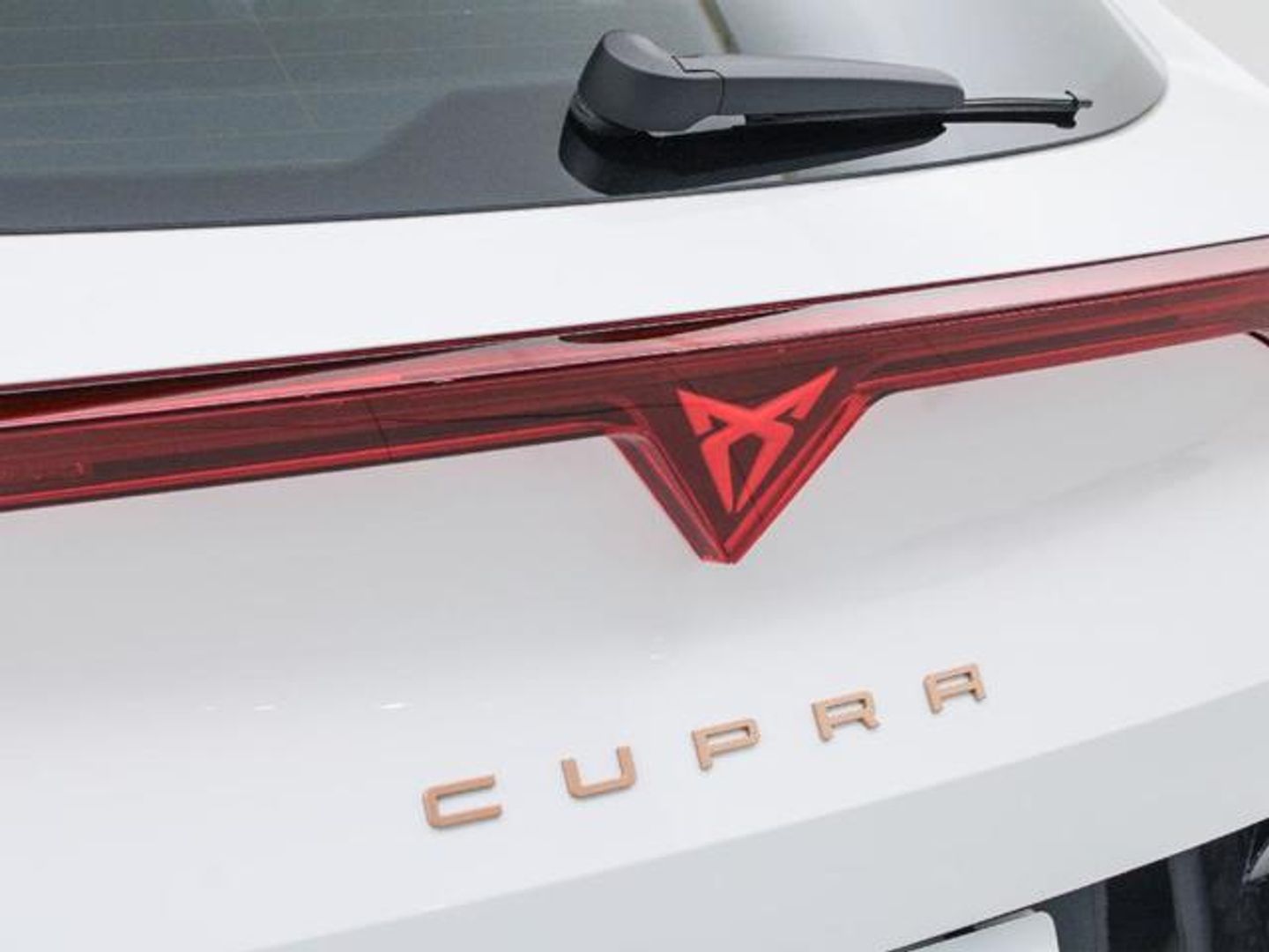Cupra Formentor 1.5 TSI e-Hybrid -