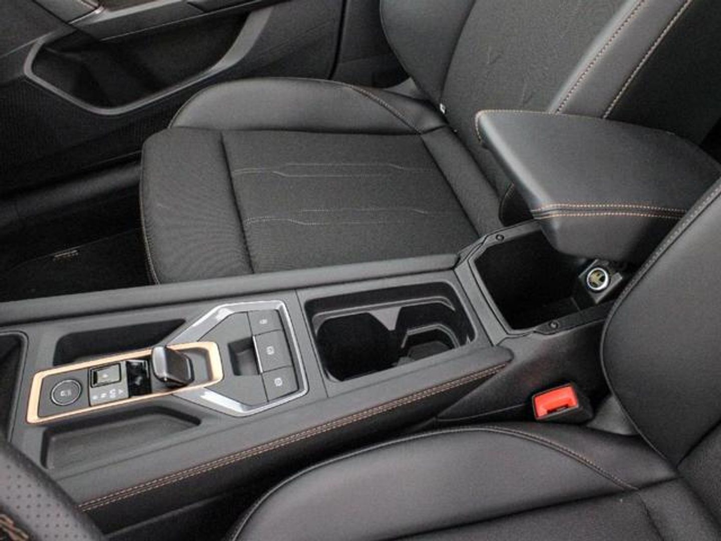 Cupra Formentor 1.5 TSI e-Hybrid -