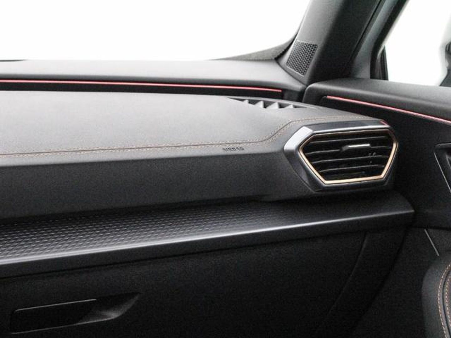 Cupra Formentor 1.5 TSI e-Hybrid -