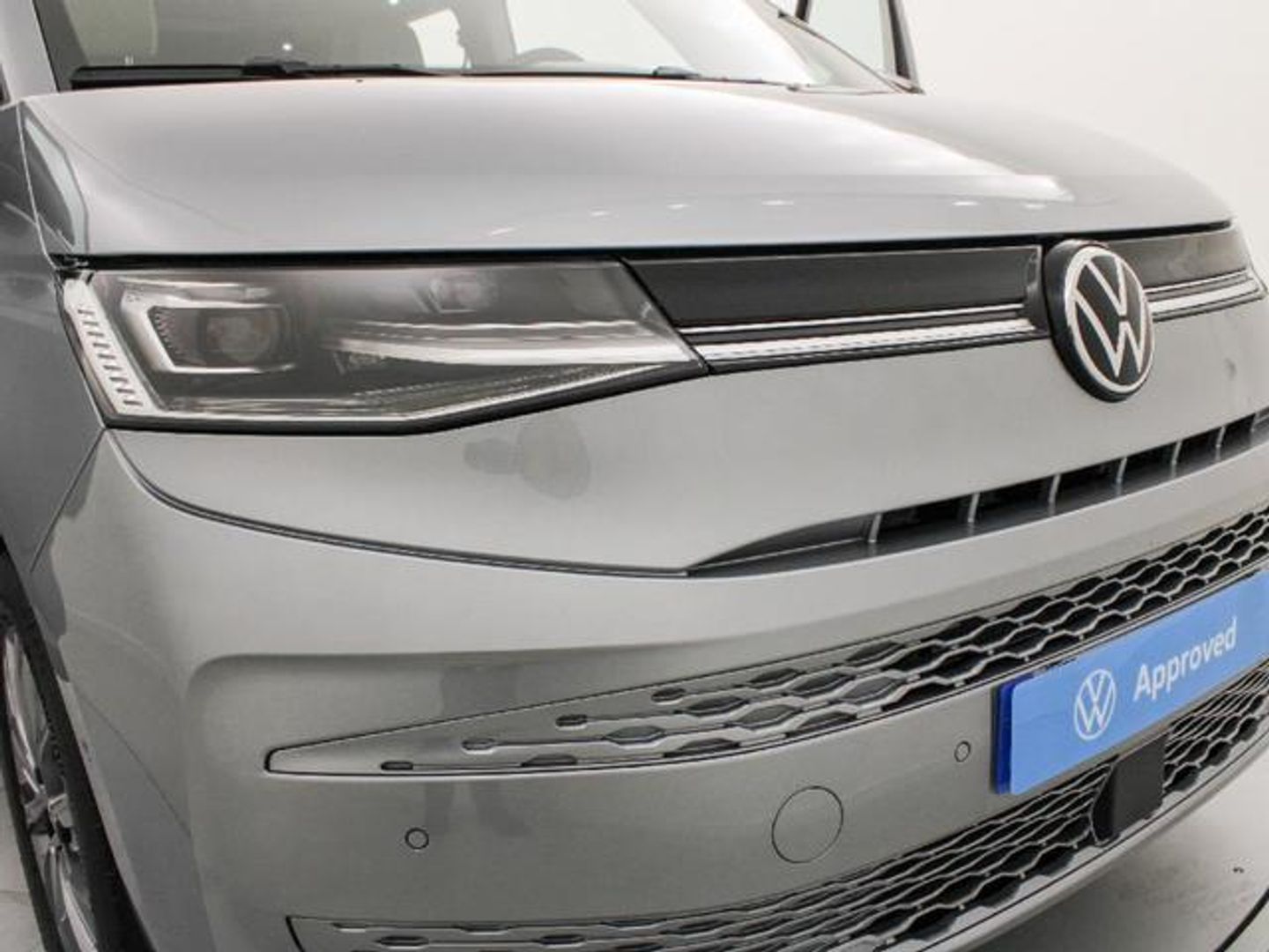 Volkswagen Multivan 2.0 TDI Life Batalla Corta