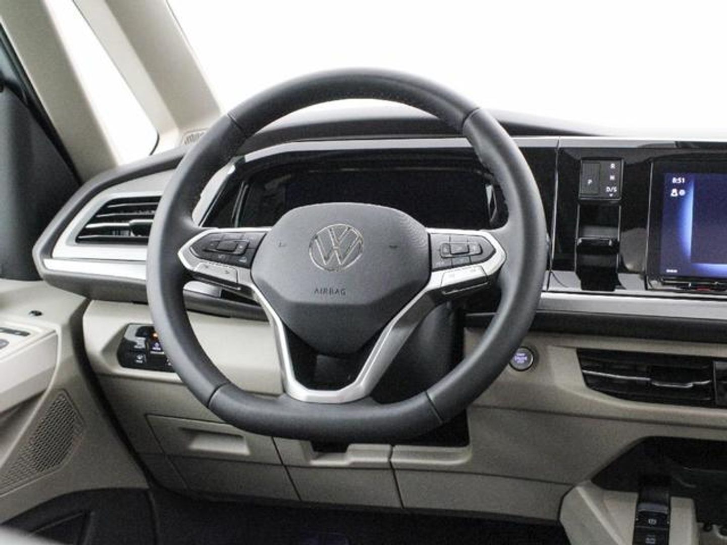 Volkswagen Multivan 2.0 TDI Life Batalla Corta