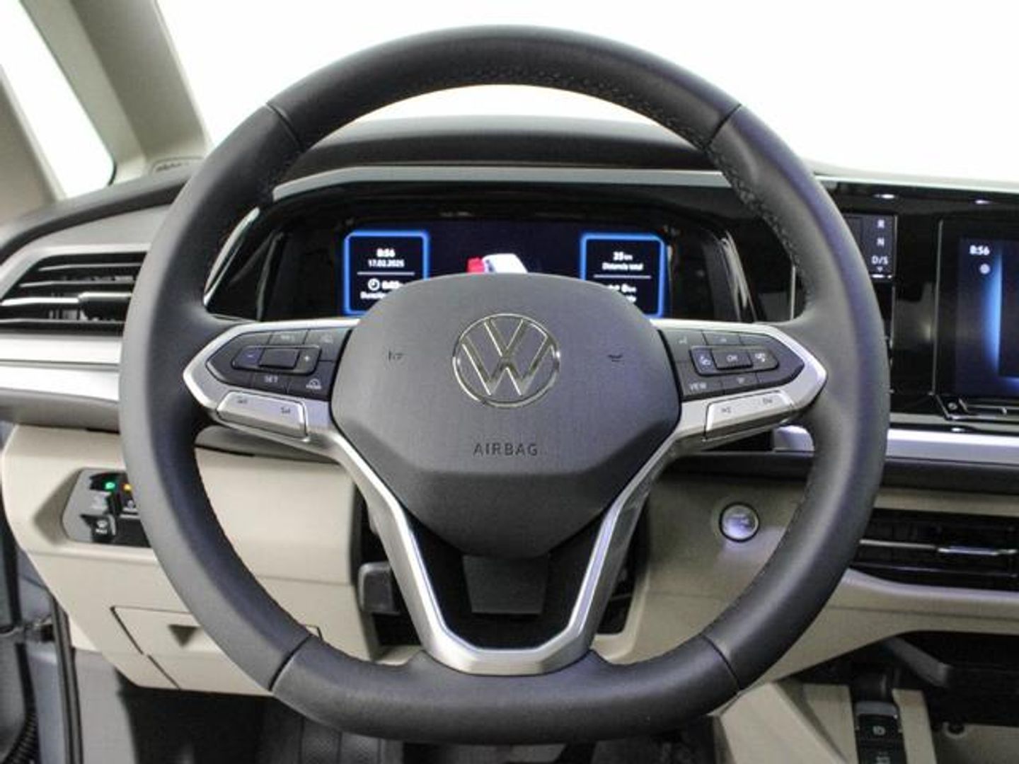 Volkswagen Multivan 2.0 TDI Life Batalla Corta