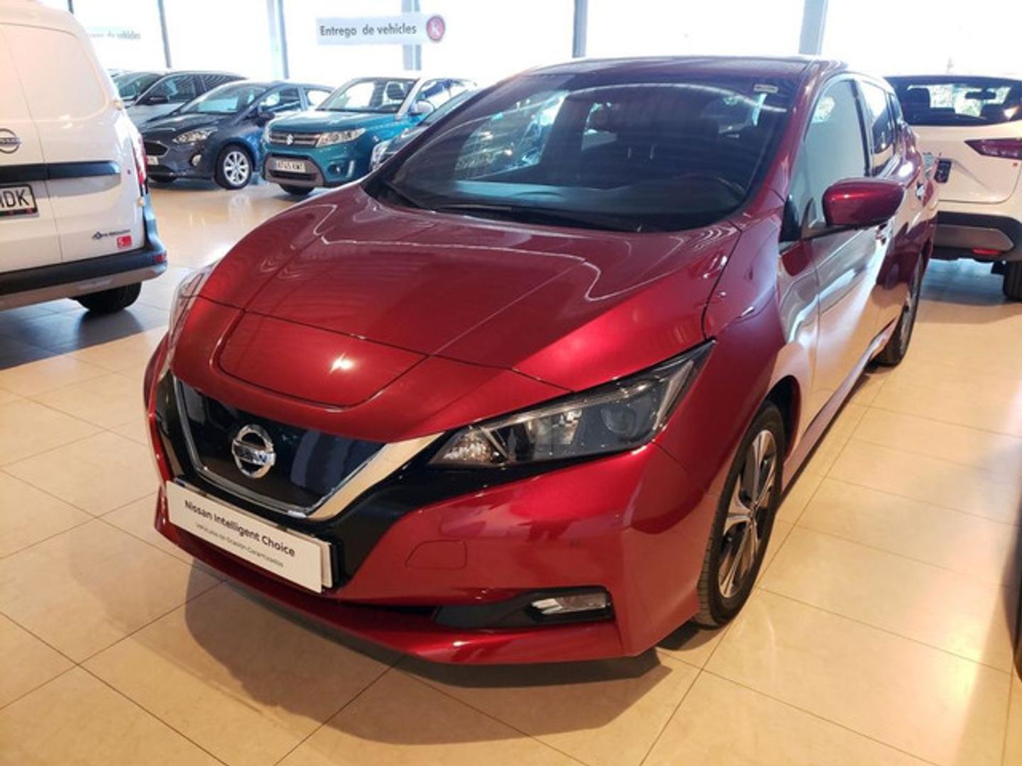 Nissan Leaf 62kWh Rojo Compact