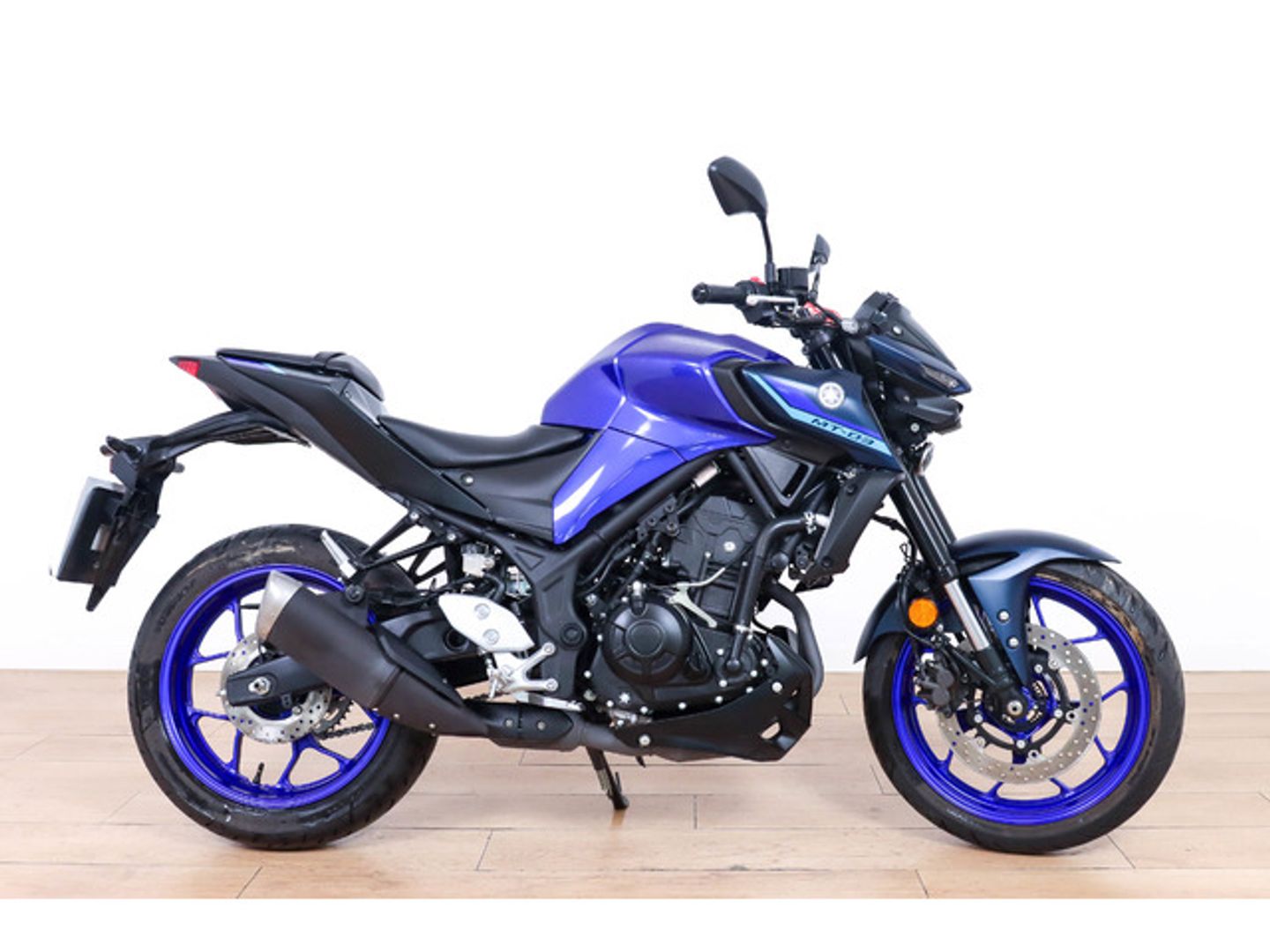 Yamaha MT 03 Azul Motorcycle