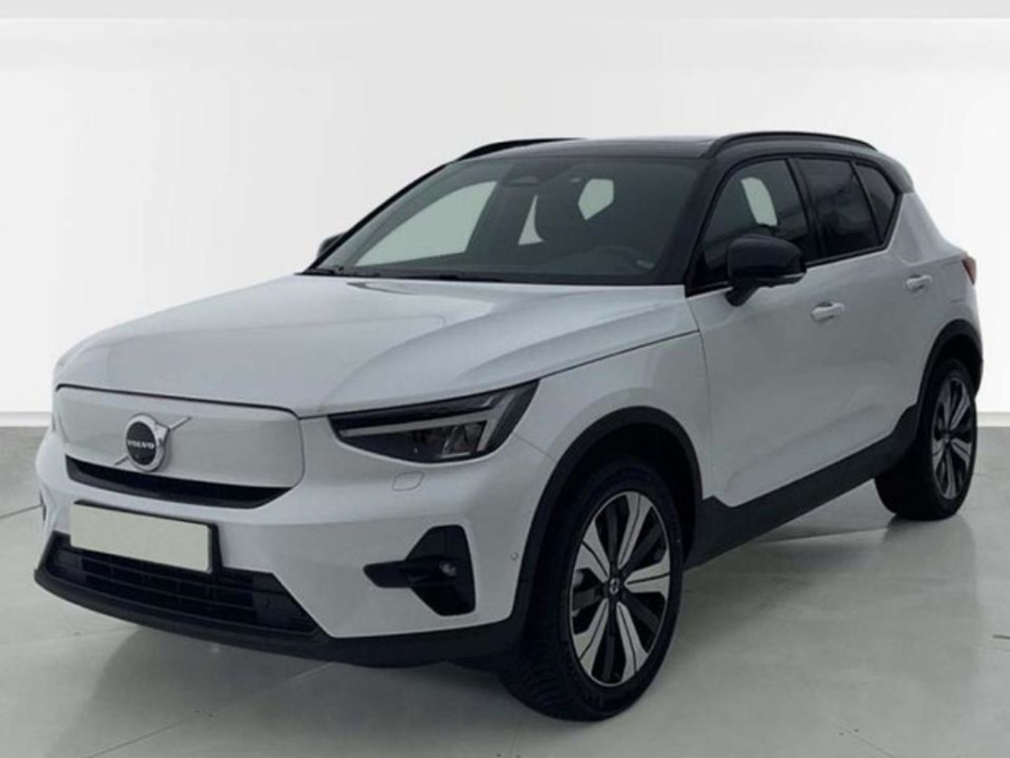 Volvo XC40 P8 Recharge Plus Twin Eléctrico AWD Auto 300 kW (408 CV)