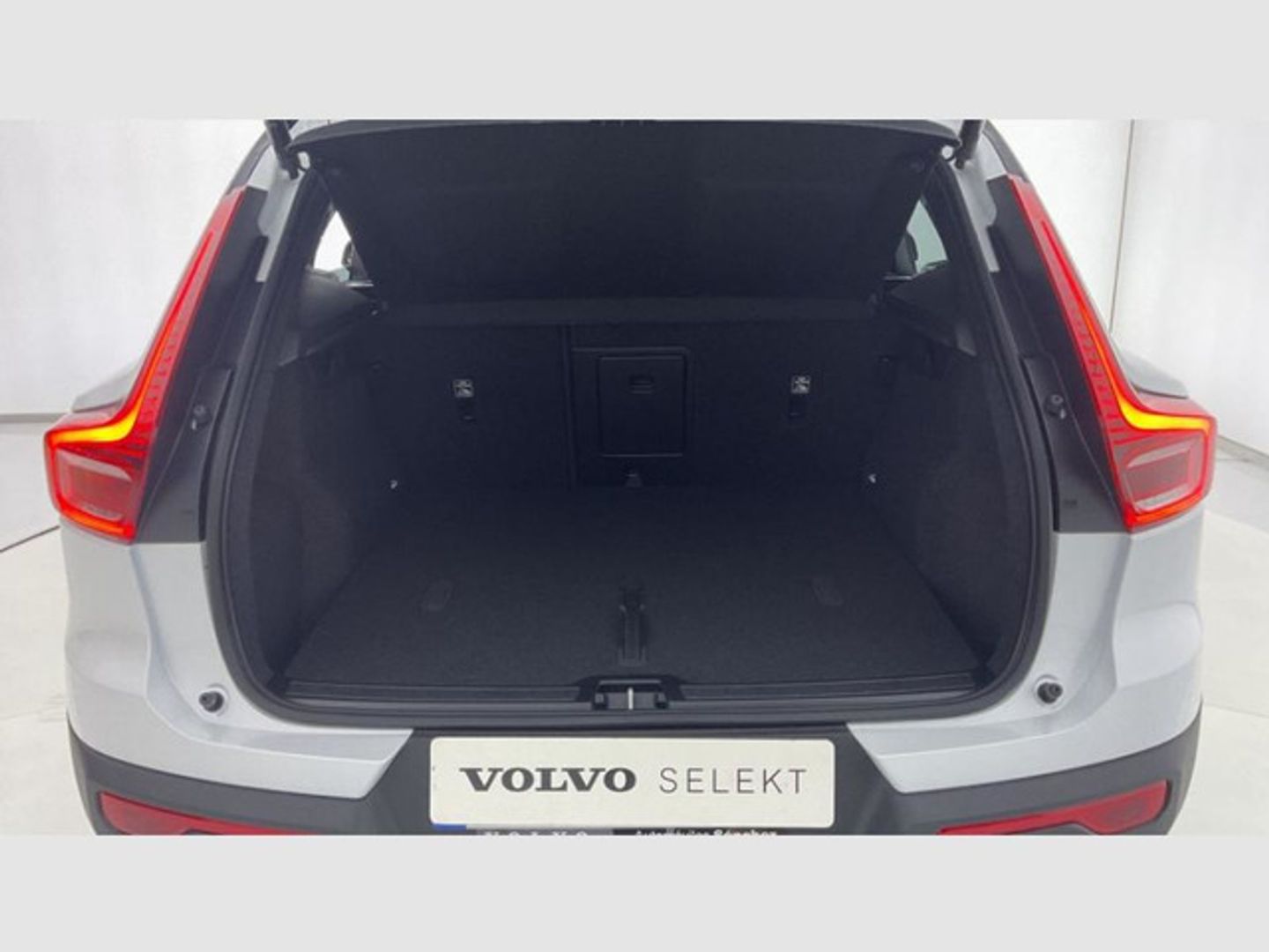 Volvo XC40 P8 Recharge Plus Twin Eléctrico AWD Auto 300 kW (408 CV)