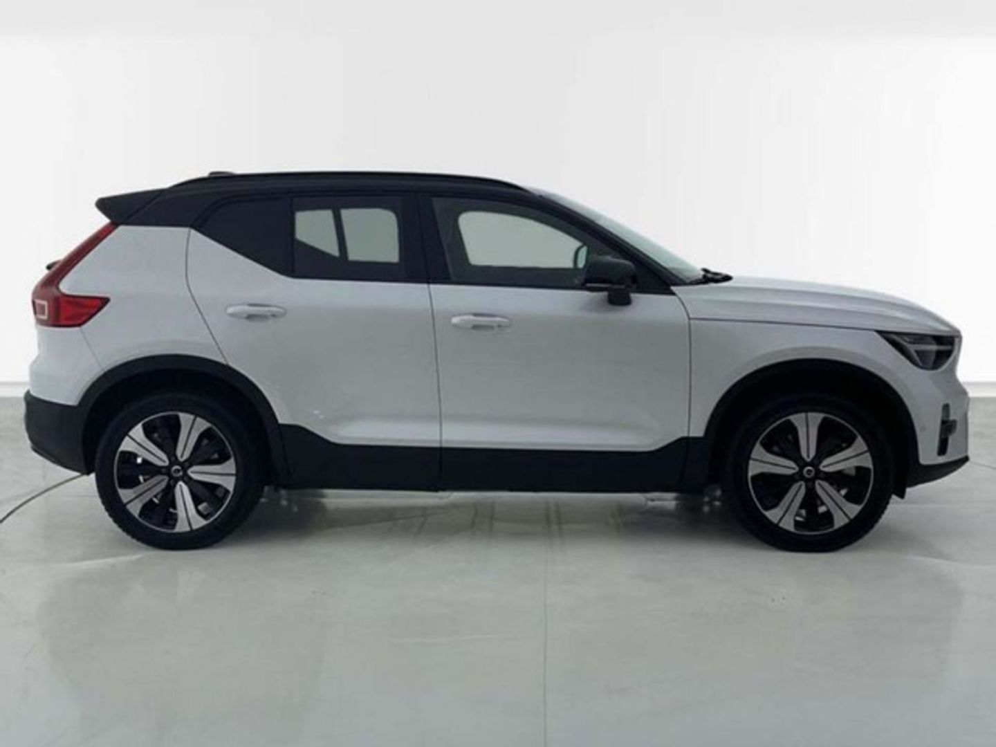 Volvo XC40 P8 Recharge Plus Twin Eléctrico AWD Auto 300 kW (408 CV)