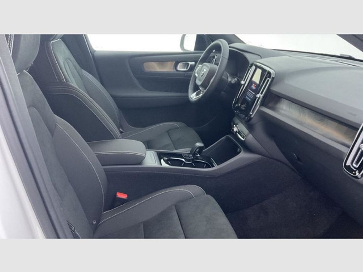 Volvo XC40 P8 Recharge Plus Twin Eléctrico AWD Auto 300 kW (408 CV)
