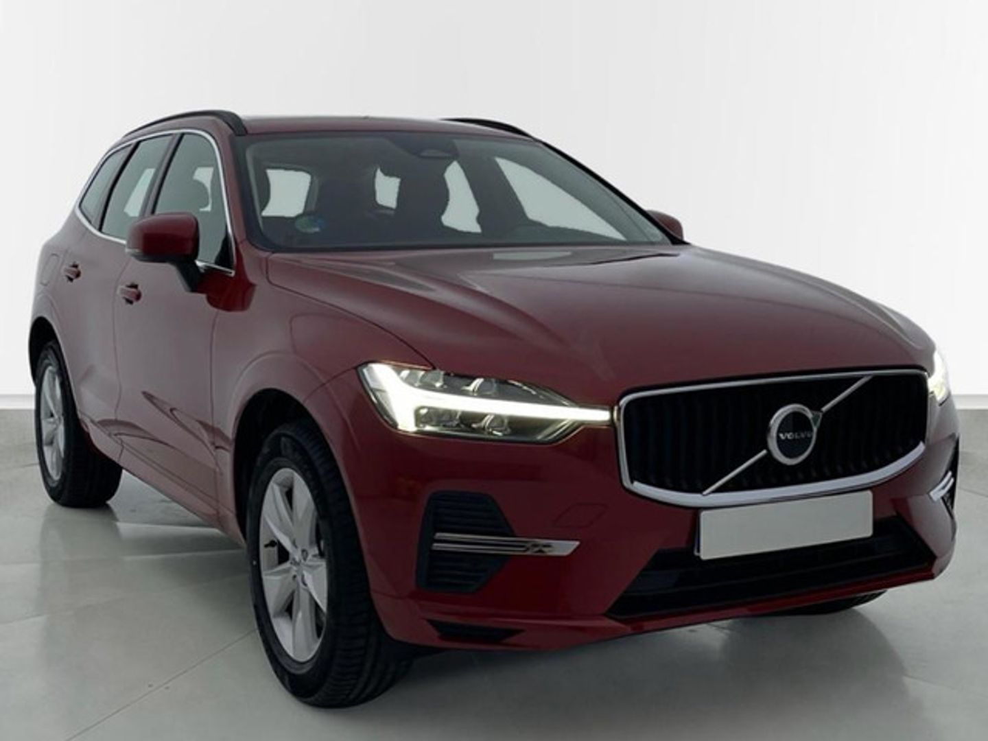 Volvo XC60 B4 G Core Rojo All Terrain / Pick-up