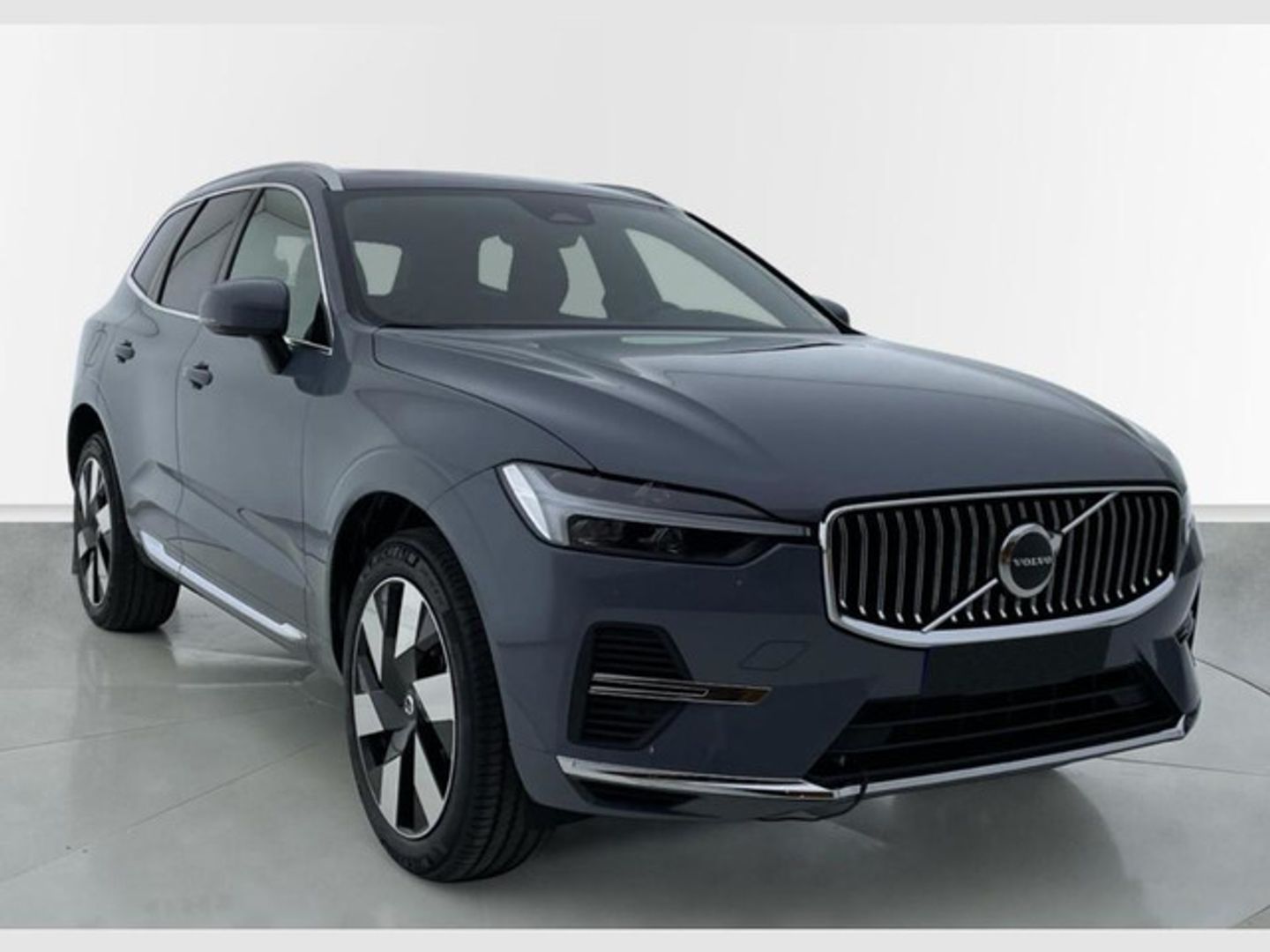 Volvo XC60 T6 Recharge Plus Bright Gris SUV