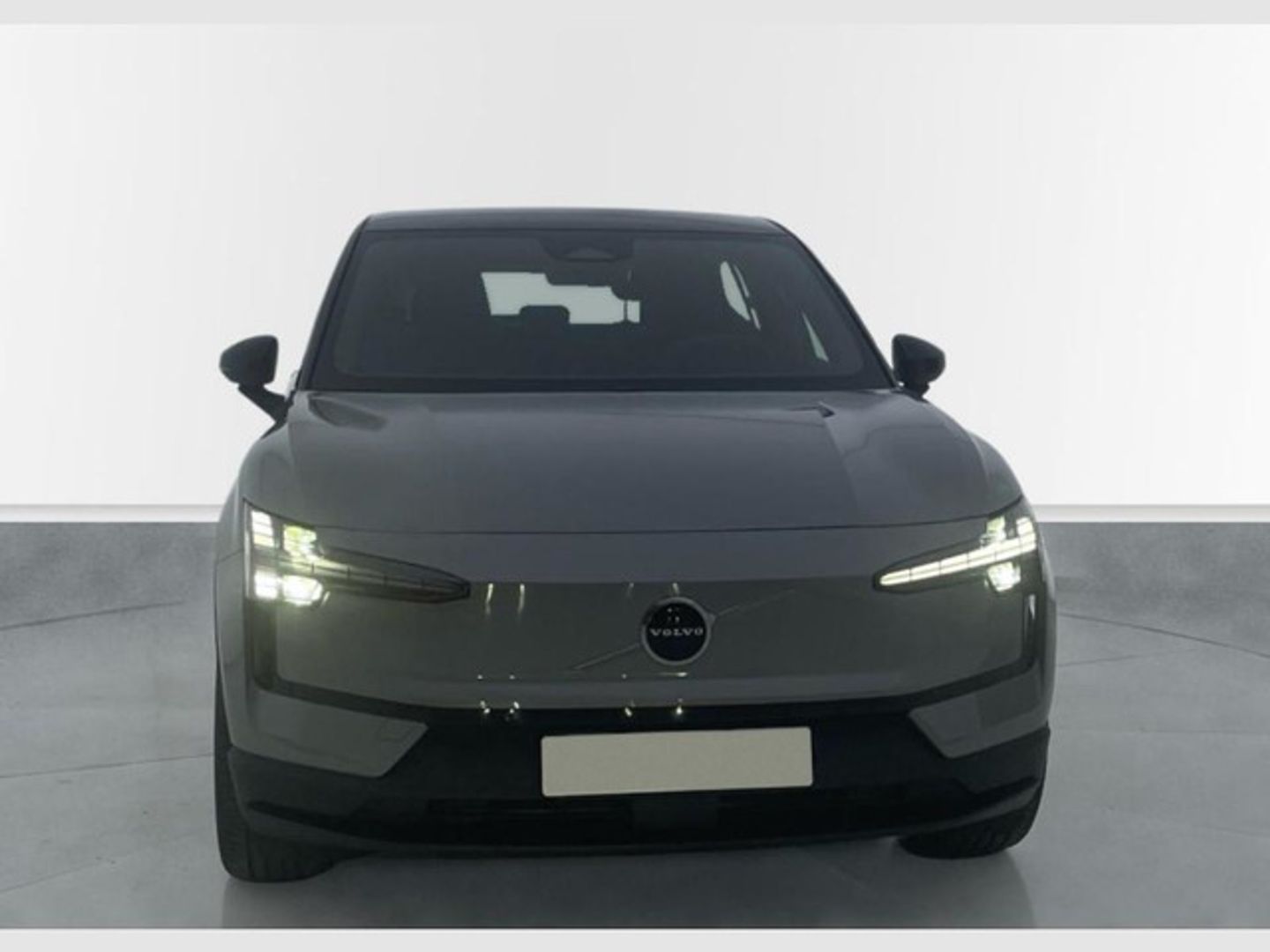 Volvo EX30 Single Motor Extended Range Plus Auto 200 kW (272 CV)