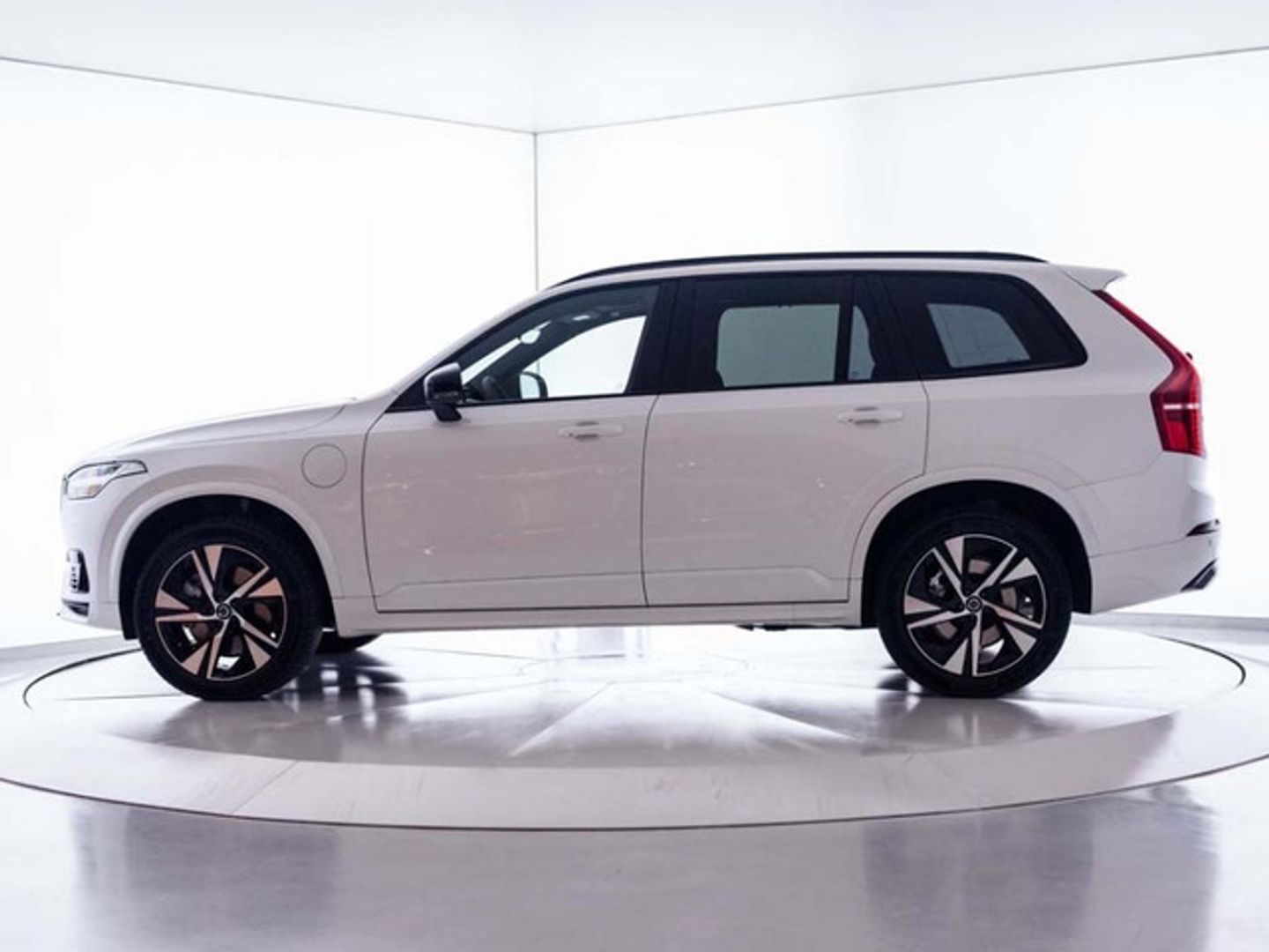 Volvo XC90 T8 Plus Dark Recharge