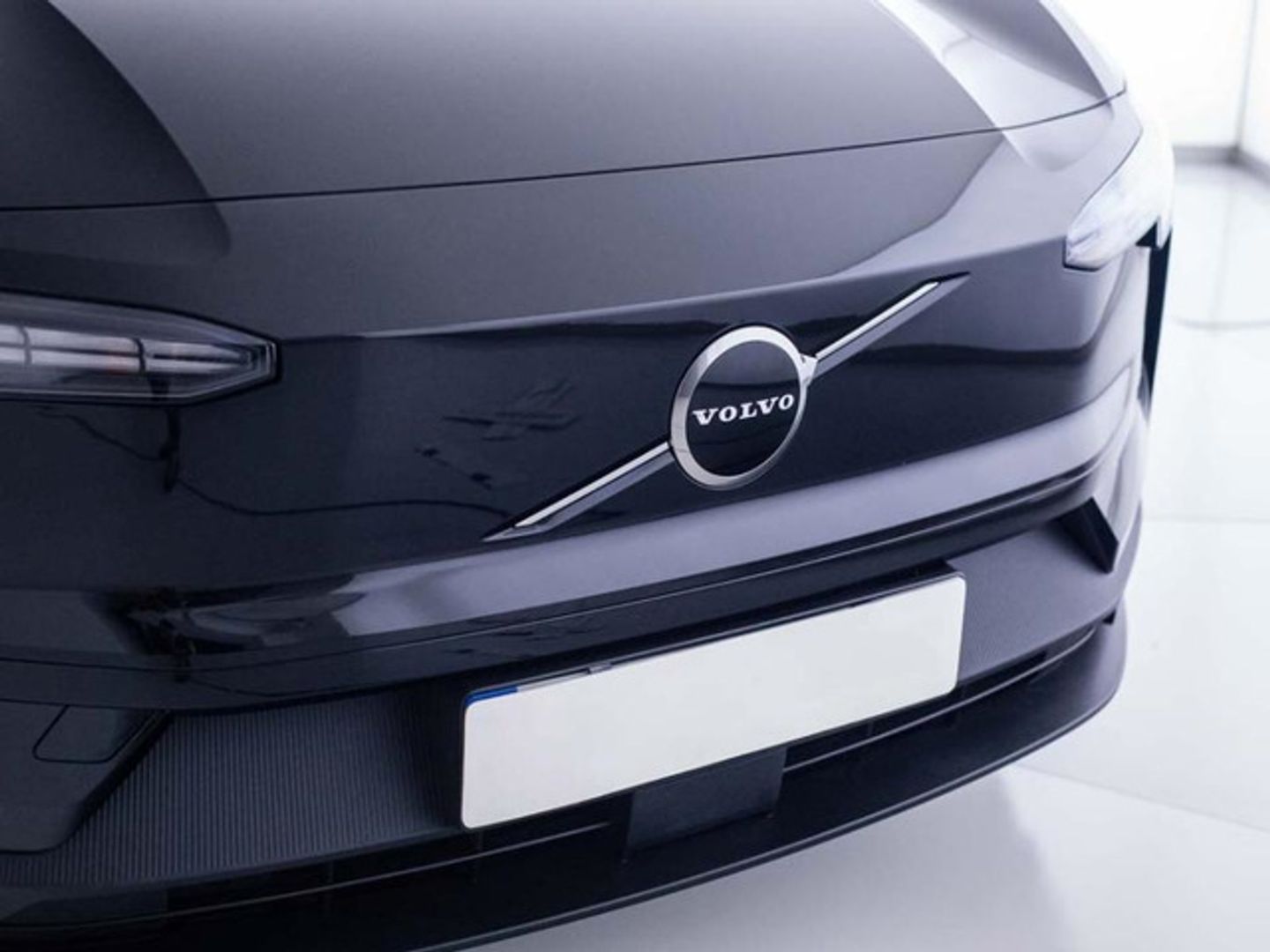 Volvo EX30 Single Motor Core Auto 200 kW (272 CV)