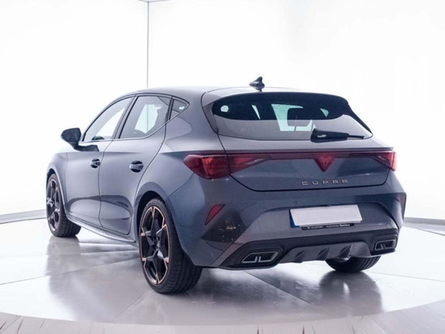 Cupra León 1.5 eTSI Launch Edition