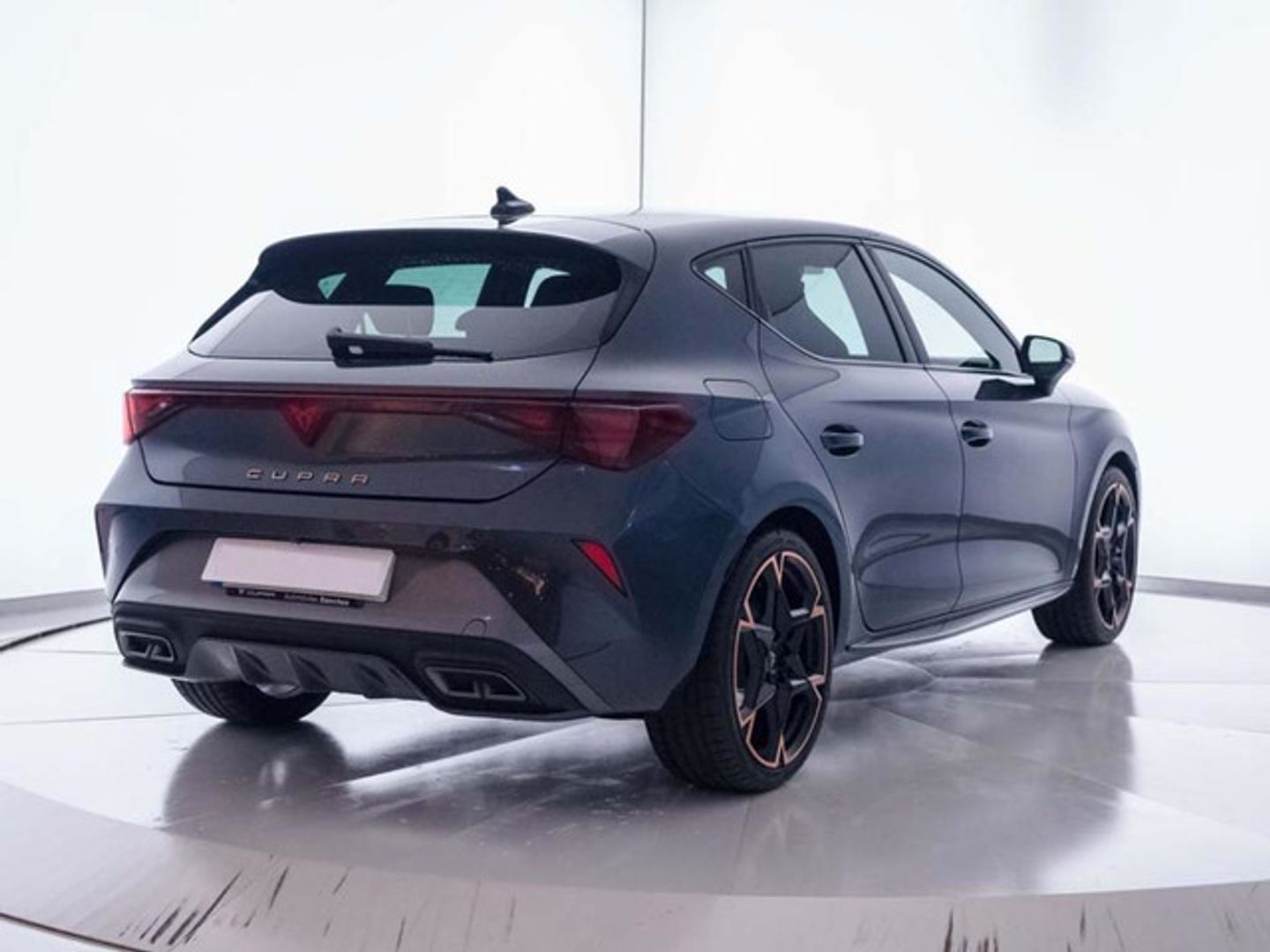 Cupra León 1.5 eTSI Launch Edition