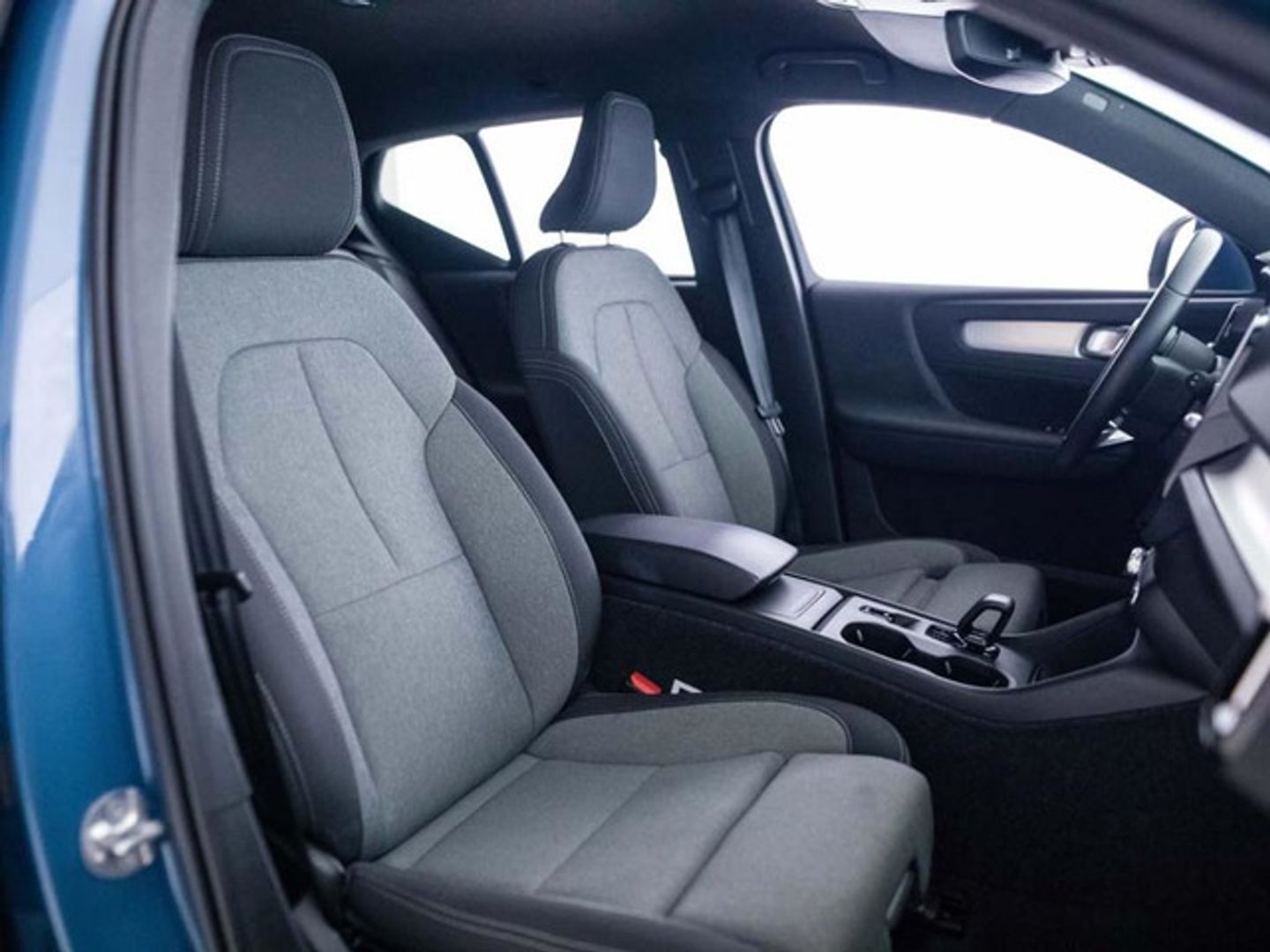 Volvo XC40 T2 Core Auto 95 kW (129 CV)