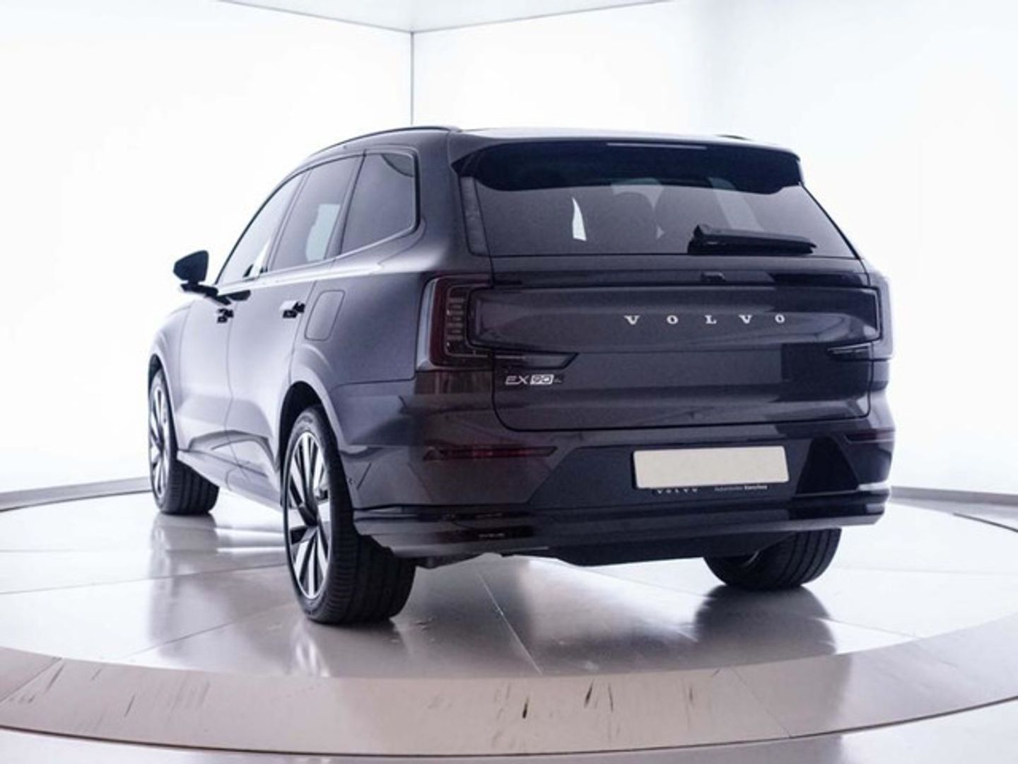 Volvo EX90 Twin BEV Ultra eAWD 300 kW (408 CV)