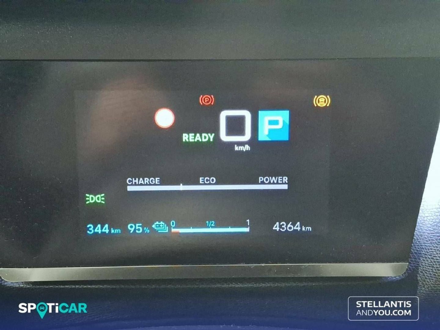 Citroen ë-C4 50kW eléctrico Feel Pack 100 kW (136 CV)