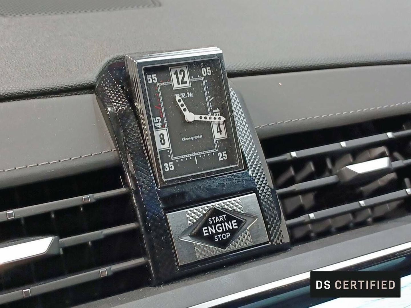 Ds DS7 Crossback E-Tense 300
